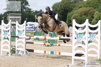 Tabitha Kyle claims victory in the Blue Chip Pony Newcomers Second Round in style at Bicton Arena Tabitha Kyle claims victory in the Blue Chip Pony Newcomers Second Round in style at Bicton Arena